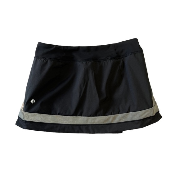 LULULEMON | Light It Up Reflective Skirt - Picture 4 of 8